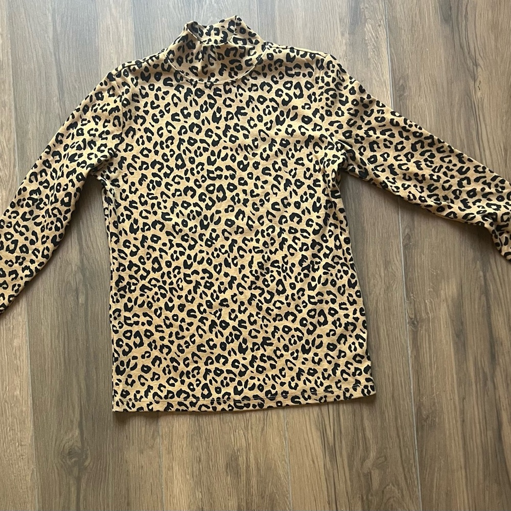 Karen Scott Leopard XS Long Sleeve Fitted Blouse